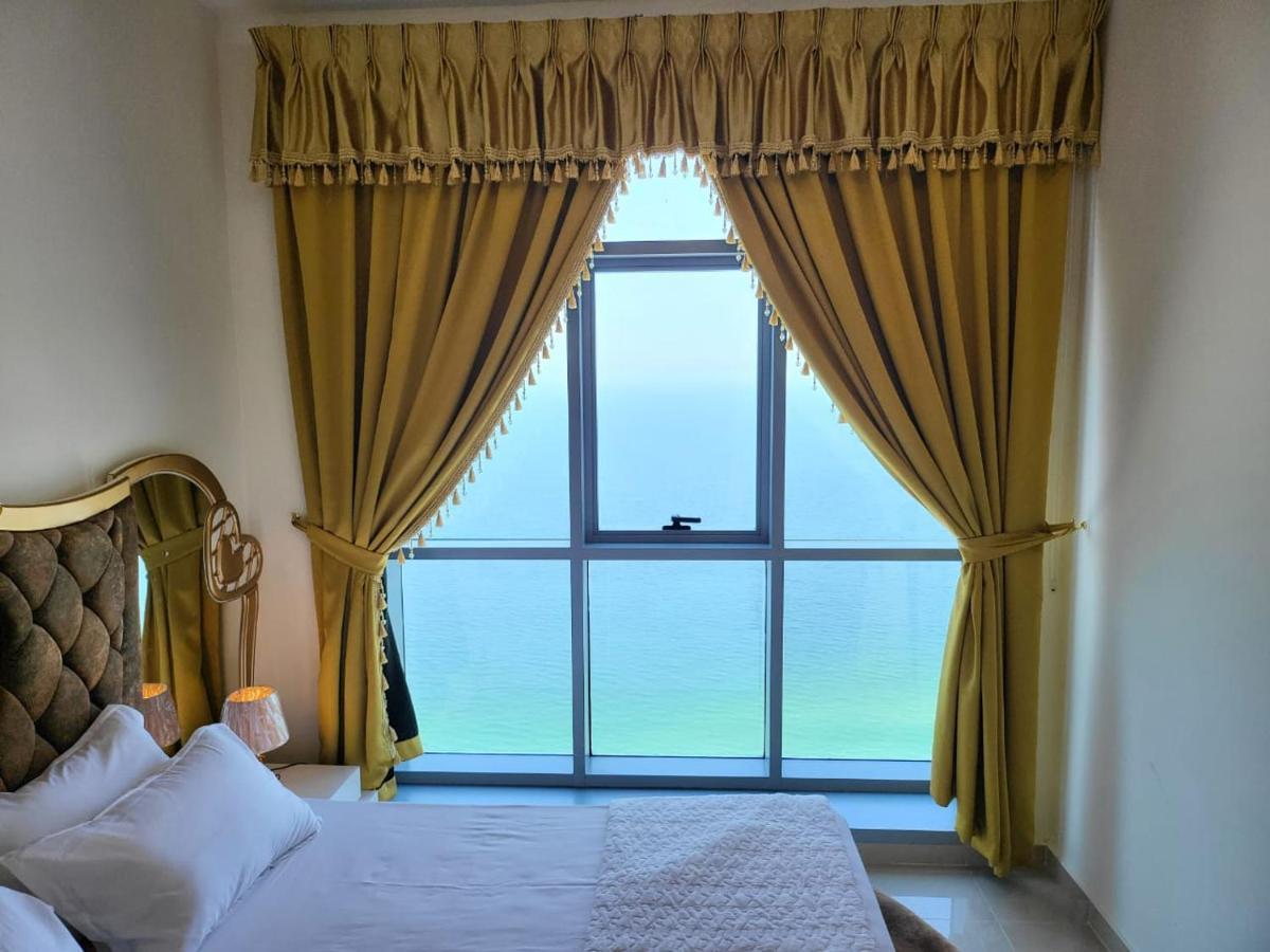 Beachfront Holiday Homes Ajman Exterior photo
