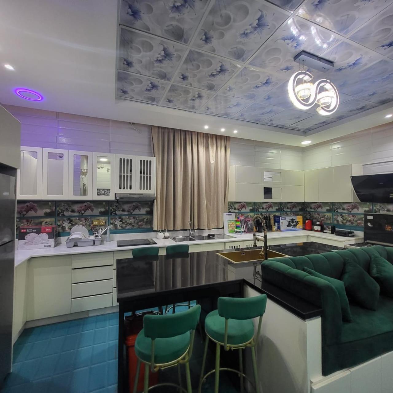 Beachfront Holiday Homes Ajman Exterior photo